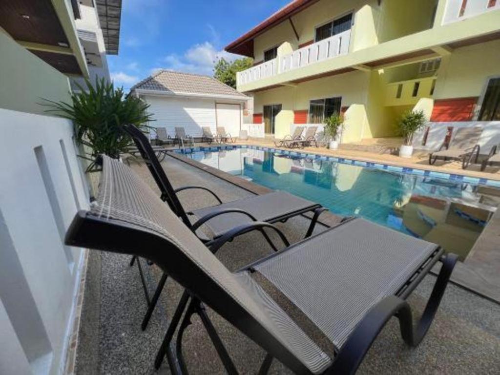 Baan Chaylay Hotel